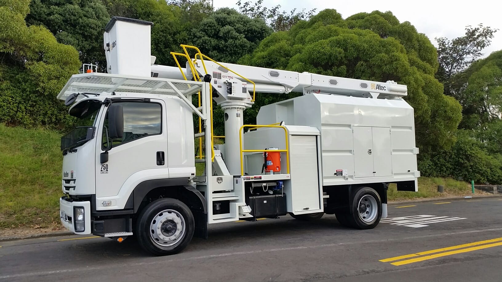 Aerial Bucket Trucks